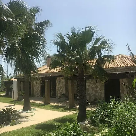 14 Villa Laganász